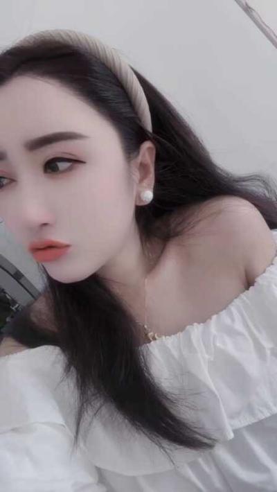 白云性感风骚妩媚服务-媚儿