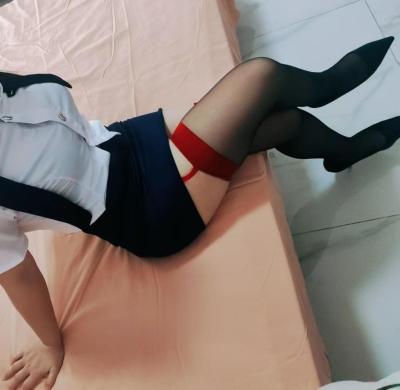 娇小女友感的小姐姐