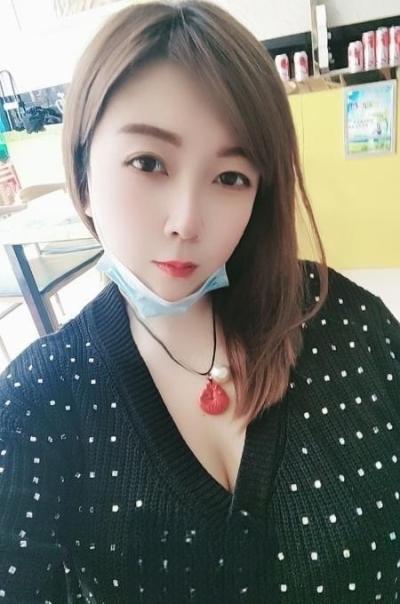 大胸少妇