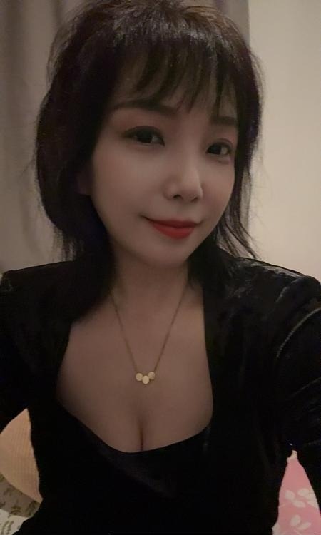 优雅美妇悦悦
