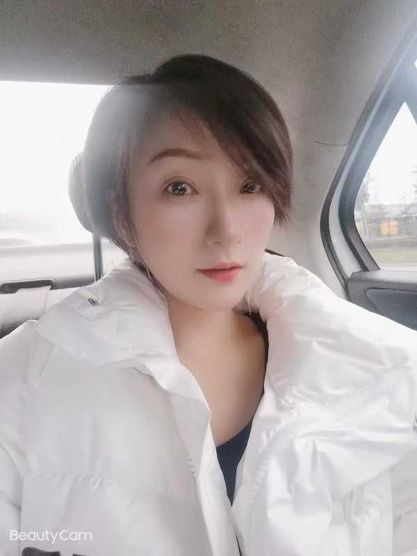 32岁气质少妇馨馨