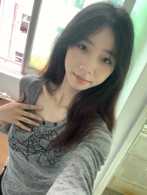 南山区丰满圆润靓丽美少女-草莓