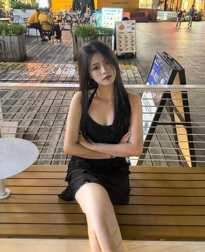 乌市兼职大胸前凸后翘的诱惑可外出