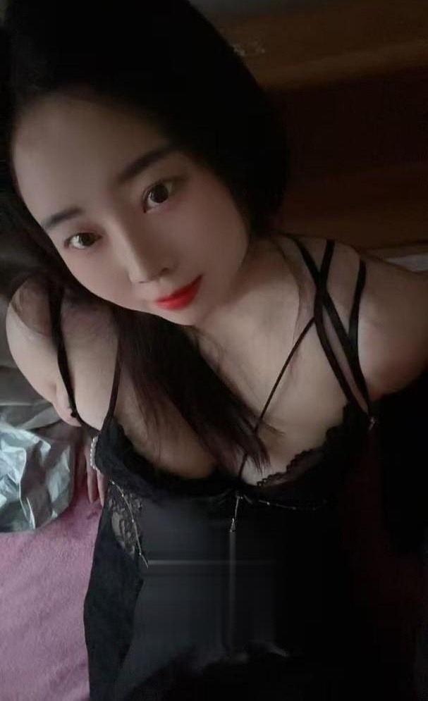 微胖萝莉果果